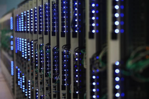 越南cn2服务商的价格与服务评测